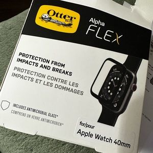 Apple Watch SE 40mm Otter box Alpha FLEX Antimicrobial screen protector